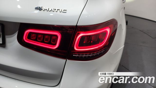 Mercedes-Benz GLC-Class GLC300 4MATIC