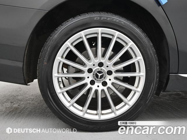 Mercedes-Benz E-Class E220d 4MATIC Exclusive