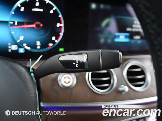 Mercedes-Benz E-Class E220d 4MATIC Exclusive