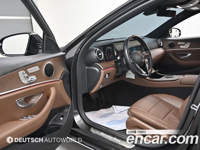 Mercedes-Benz E-Class E220d 4MATIC Exclusive