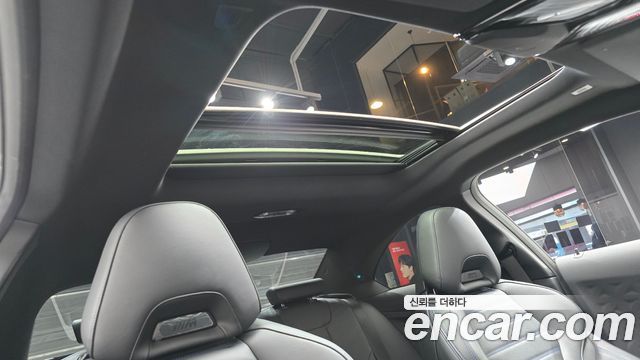 BMW 2-Series M240i xDrive Online Exclusive Coupe