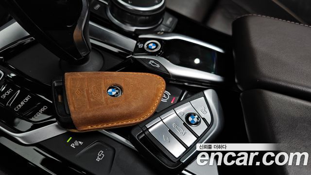 BMW 5-Series 530i M Sport Package Plus