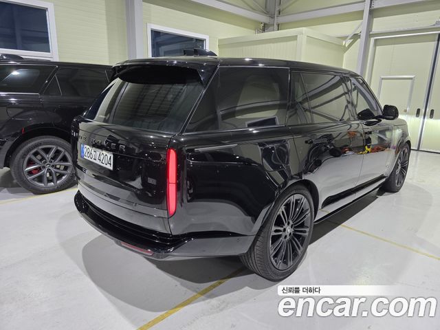Land Rover Range Rover P530 Autobiography Long Wheel Base