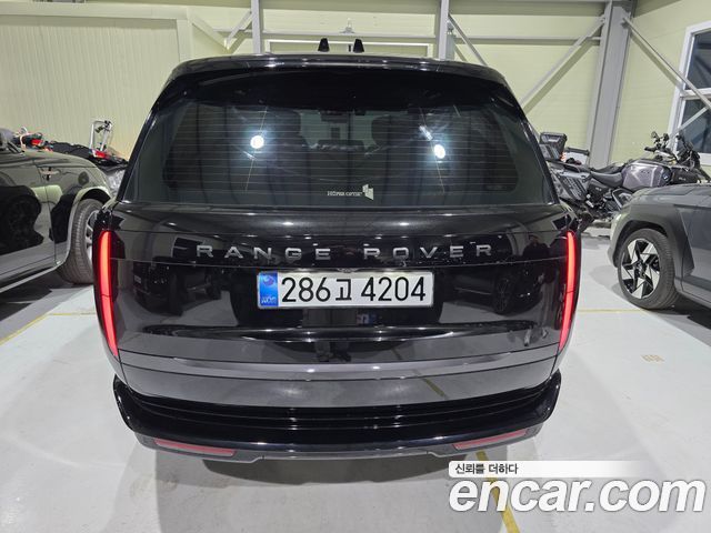 Land Rover Range Rover P530 Autobiography Long Wheel Base