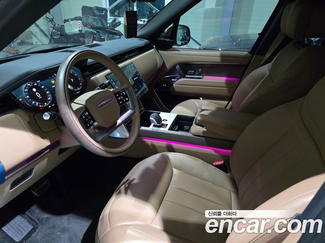 Land Rover Range Rover P530 Autobiography Long Wheel Base