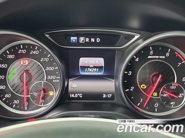 Mercedes-Benz GLA-Class GLA45 AMG 4MATIC