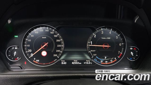 BMW 3-Series 320i M Sport Shadow