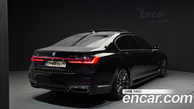 BMW 7-Series 740Li xDrive M Sport Package