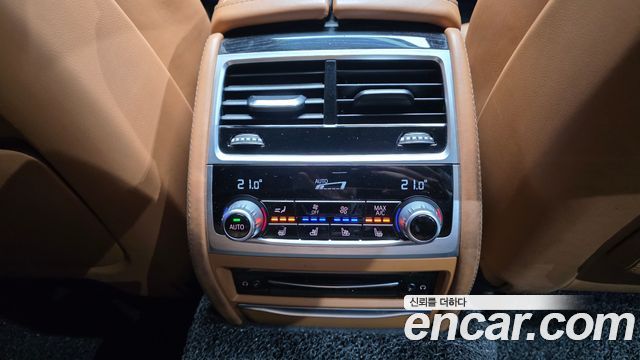 BMW 7-Series 740Li xDrive M Sport Package