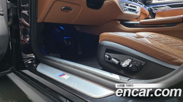 BMW 7-Series 740Li xDrive M Sport Package