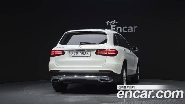 Mercedes-Benz GLC-Class GLC220 d 4MATIC