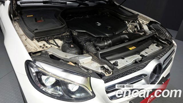 Mercedes-Benz GLC-Class GLC220 d 4MATIC