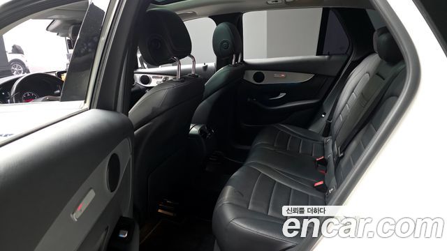 Mercedes-Benz GLC-Class GLC220 d 4MATIC