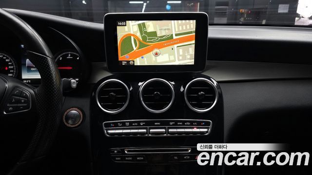 Mercedes-Benz GLC-Class GLC220 d 4MATIC