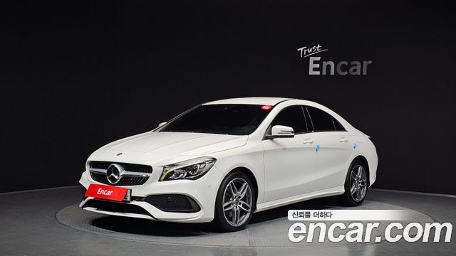 Mercedes-Benz CLA-Class CLA220 AMG Line