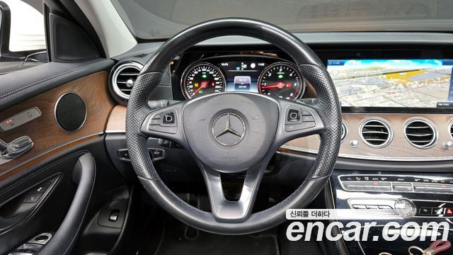 Mercedes-Benz E-Class E220d Exclusive