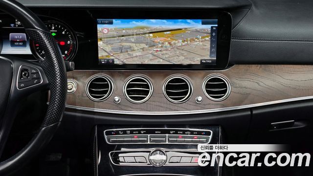 Mercedes-Benz E-Class E220d Exclusive