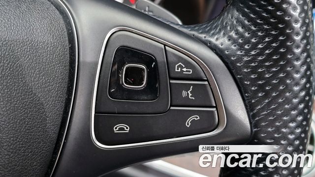 Mercedes-Benz E-Class E220d Exclusive