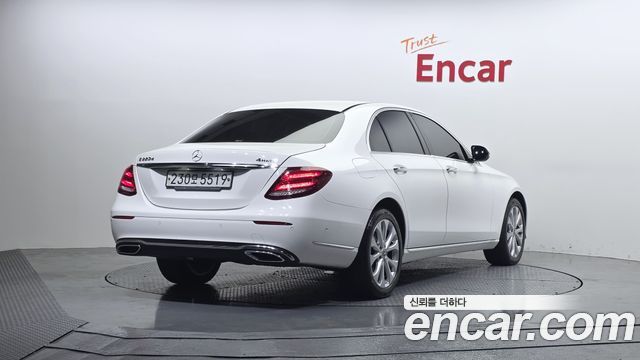Mercedes-Benz E-Class E220d 4MATIC Exclusive