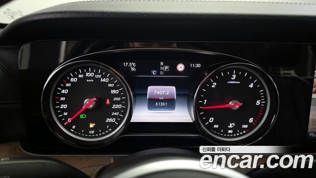 Mercedes-Benz E-Class E220d 4MATIC Exclusive