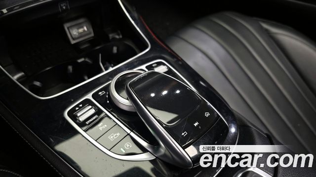 Mercedes-Benz E-Class E220d 4MATIC Exclusive
