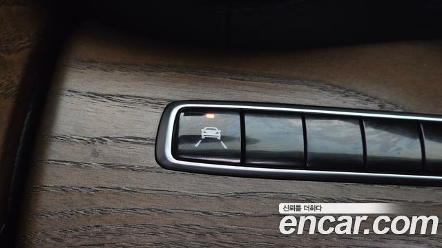 Mercedes-Benz E-Class E220d 4MATIC Exclusive