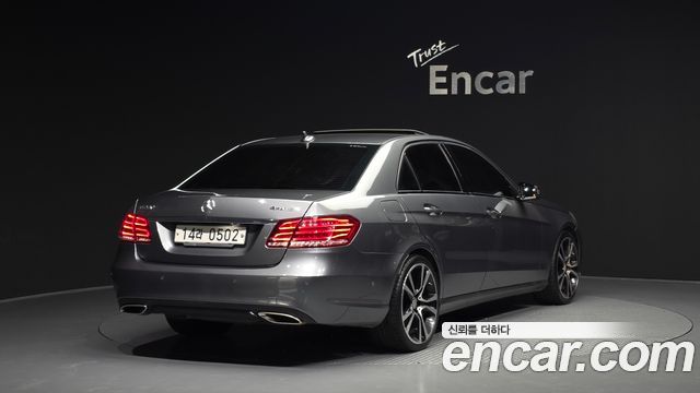 Mercedes-Benz E-Class E220 Bluetec Avantgarde Sport