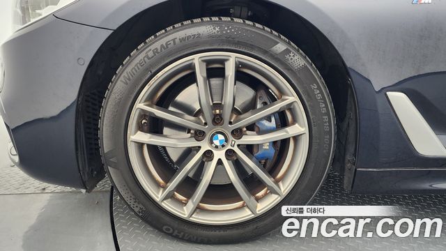 BMW 5-Series 530i M Sport Package Plus