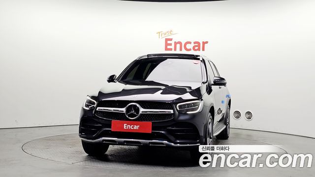 Mercedes-Benz GLC-Class GLC300e 4MATIC