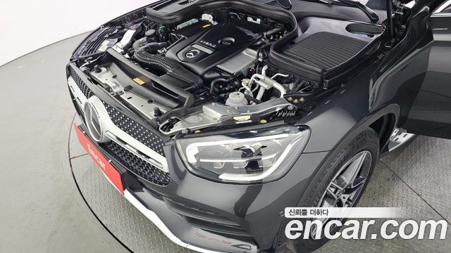 Mercedes-Benz GLC-Class GLC300e 4MATIC