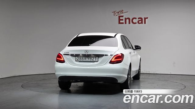 Mercedes-Benz C-Class C200