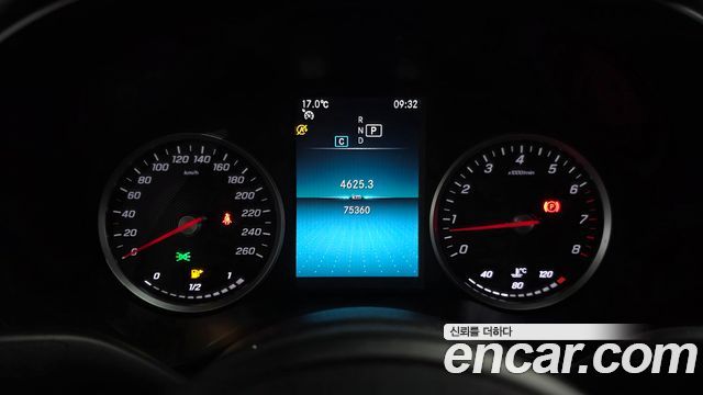 Mercedes-Benz C-Class C200