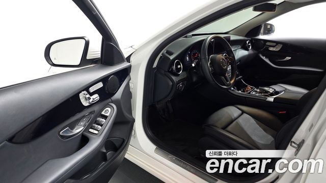 Mercedes-Benz C-Class C200