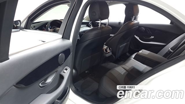 Mercedes-Benz C-Class C200