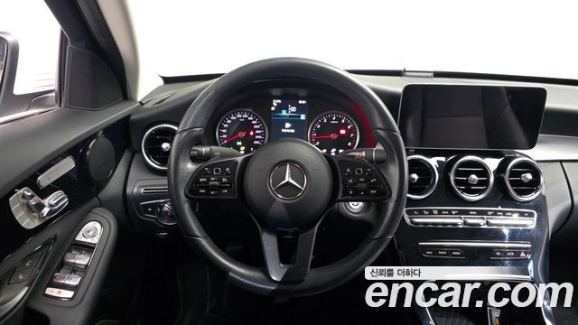 Mercedes-Benz C-Class C200