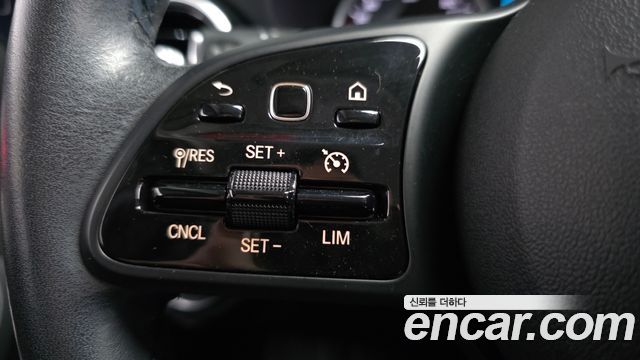 Mercedes-Benz C-Class C200