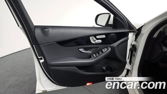 Mercedes-Benz C-Class C200
