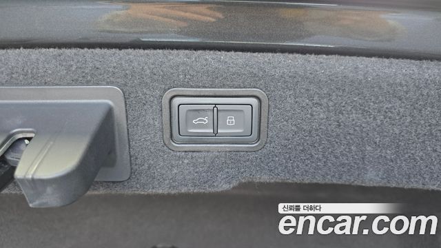 Audi A8 50 TDI Quattro LWB