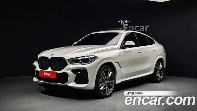 BMW X6 M50i