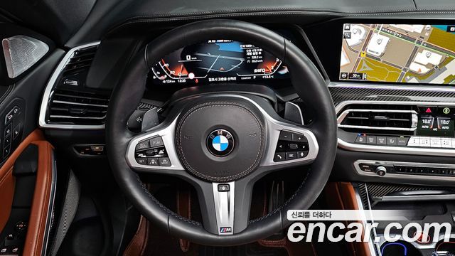 BMW X6 M50i