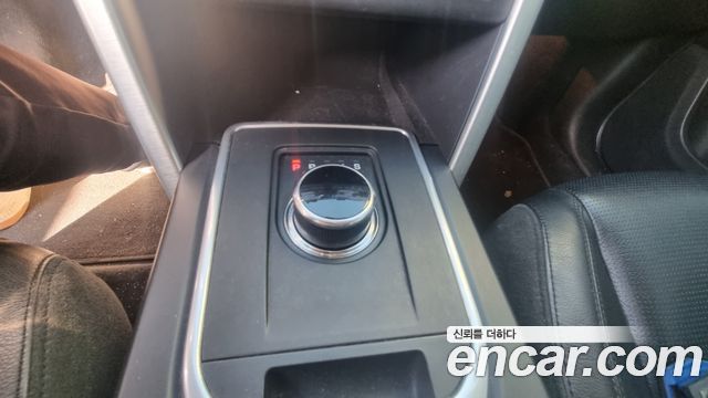 Land Rover Discovery Sport 2.0 TD4 SE