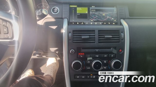 Land Rover Discovery Sport 2.0 TD4 SE