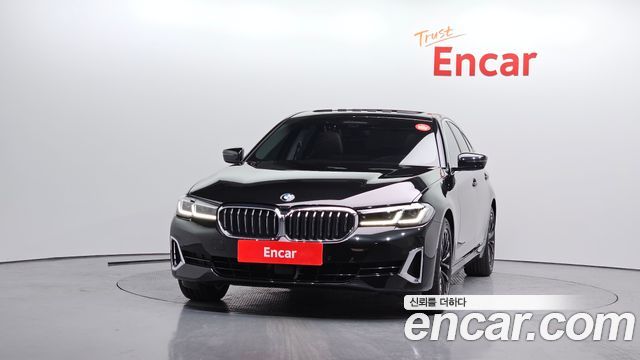BMW 5-Series 530i Luxury