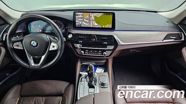 BMW 5-Series 530i Luxury