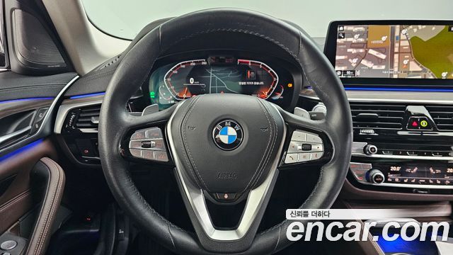 BMW 5-Series 530i Luxury