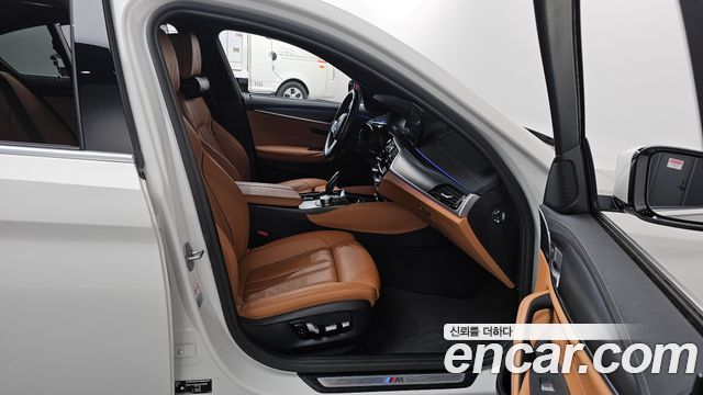 BMW 5-Series 520i M Sport