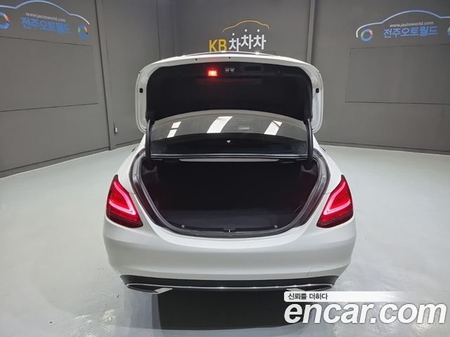 Mercedes-Benz C-Class C220 d 4MATIC