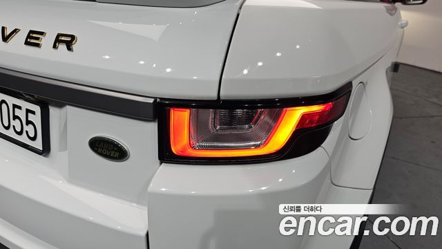 Land Rover Range Rover Evoque 2.0 TD4 SE Dynamic Convertible