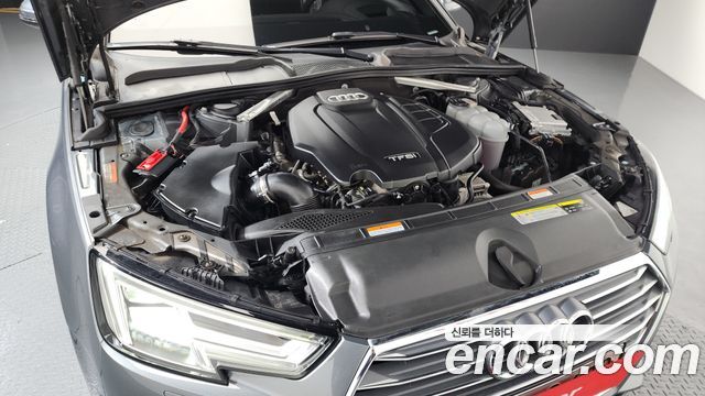 Audi A4 (B9) 40 TFSI Premium