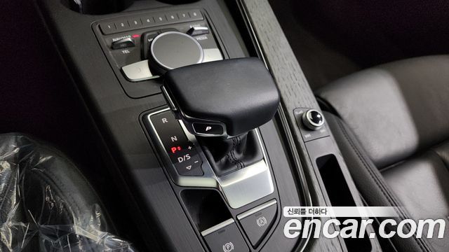 Audi A4 (B9) 40 TFSI Premium